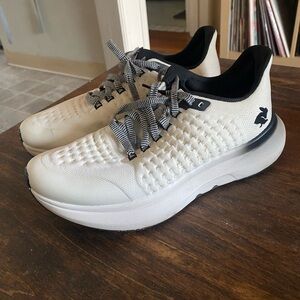 Rabbit Dream Chaser Women's White Running Shoes